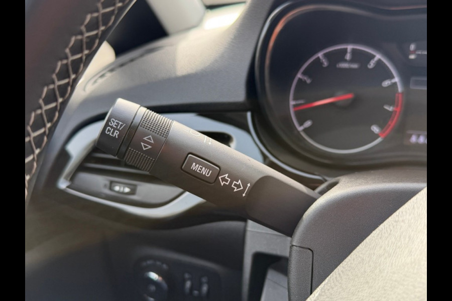 Opel CORSA-E 1.4 BLACK EDITION