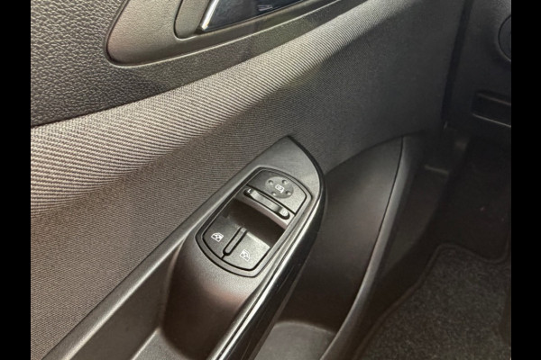 Opel CORSA-E 1.4 BLACK EDITION