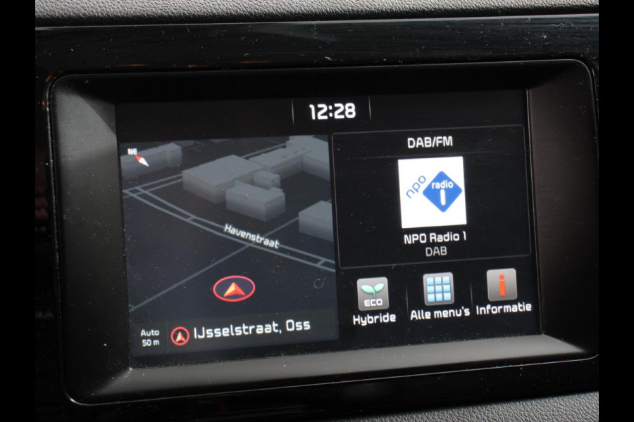 Kia Niro 1.6 GDi Automaat Hybrid DynamicLine | Trekhaak | Navigatie | Camera | Parkeer sensoren V+A | Cruise Control | Lichtmetalen Velgen | Extra getint glas | Keyless