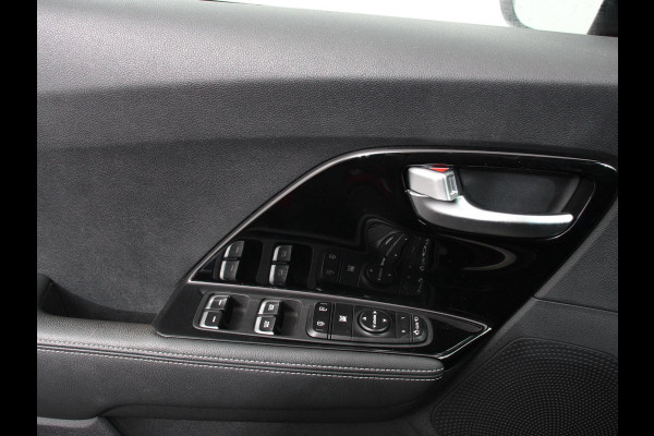 Kia Niro 1.6 GDi Automaat Hybrid DynamicLine | Trekhaak | Navigatie | Camera | Parkeer sensoren V+A | Cruise Control | Lichtmetalen Velgen | Extra getint glas | Keyless