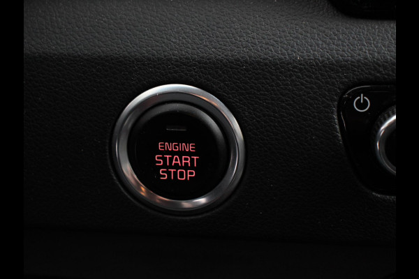 Kia Niro 1.6 GDi Automaat Hybrid DynamicLine | Trekhaak | Navigatie | Camera | Parkeer sensoren V+A | Cruise Control | Lichtmetalen Velgen | Extra getint glas | Keyless