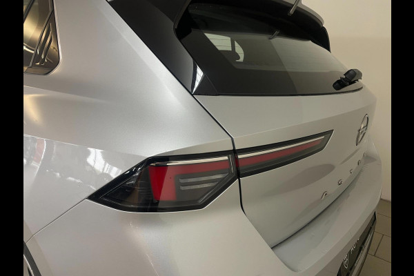 Opel Astra 1.2 Edition 110PK AIRCO NAVI CRUISE TREKHAAK ELEK RAMEN APPLE CARPLAY MULTI STUUR START KNOP VELGEN NIEUWSTAAT