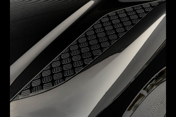 Land Rover Defender 110 3.0 P400 HSE - Panoramadak - 23 inch Urban