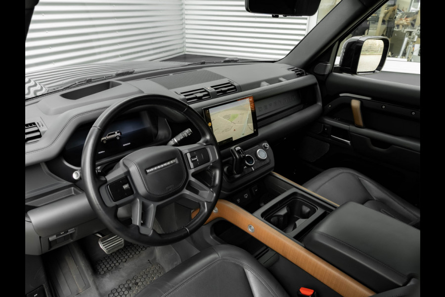 Land Rover Defender 110 3.0 P400 HSE - Panoramadak - 23 inch Urban