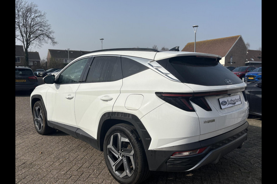 Hyundai Tucson 1.6 T-GDI PHEV Premium Sky 4WD | Bellen voor bezichtiging  | SCI |  Panoramadak | Dealer onderhouden | Leder | Achteruitrijcamera