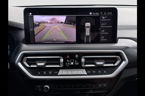 BMW X3 XDrive30e M-Sport | Pano | Elektrische stoelen | Trekhaak | Sfeerverlichting | Keyless | Carplay | Dealer onderhouden