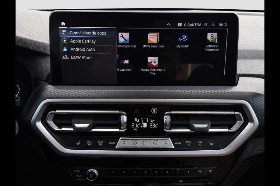 BMW X3 XDrive30e M-Sport | Pano | Elektrische stoelen | Trekhaak | Sfeerverlichting | Keyless | Carplay | Dealer onderhouden