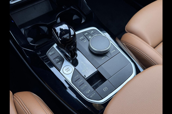 BMW X3 XDrive30e M-Sport | Pano | Elektrische stoelen | Trekhaak | Sfeerverlichting | Keyless | Carplay | Dealer onderhouden