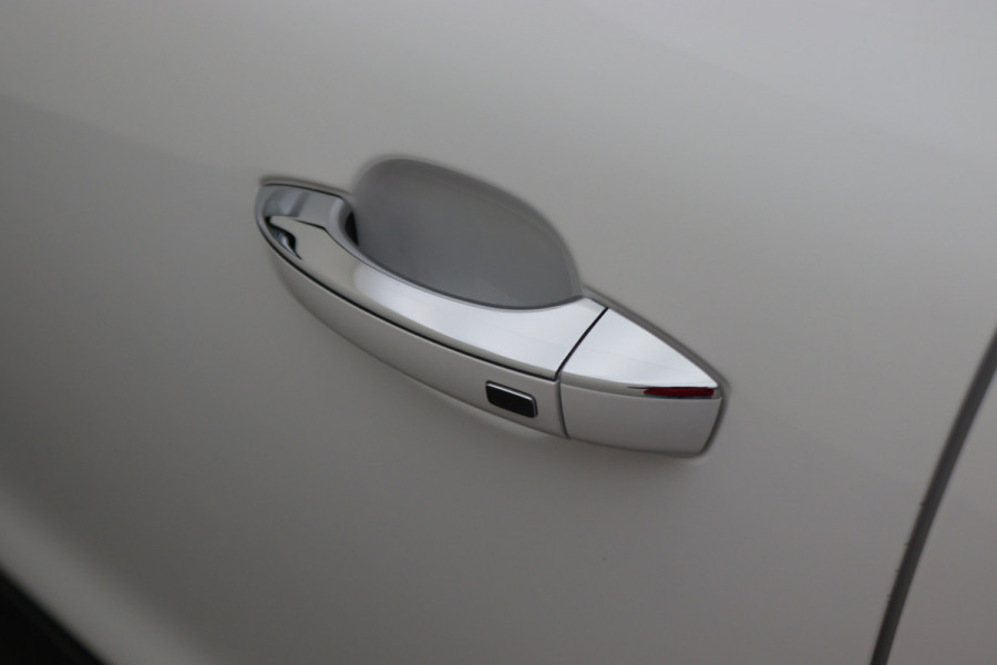 MG EHS 1.5 TGDI Luxury Leer, 360° Camera, ACC, Panoramadak, Apple Carplay, PDC, DAB, LED, 18''