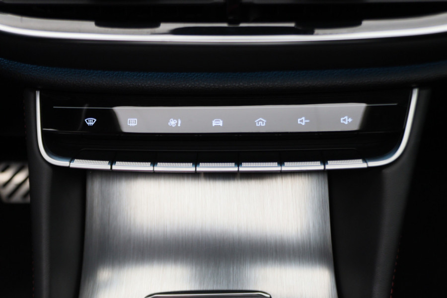 MG EHS 1.5 TGDI Luxury Leer, 360° Camera, ACC, Panoramadak, Apple Carplay, PDC, DAB, LED, 18''