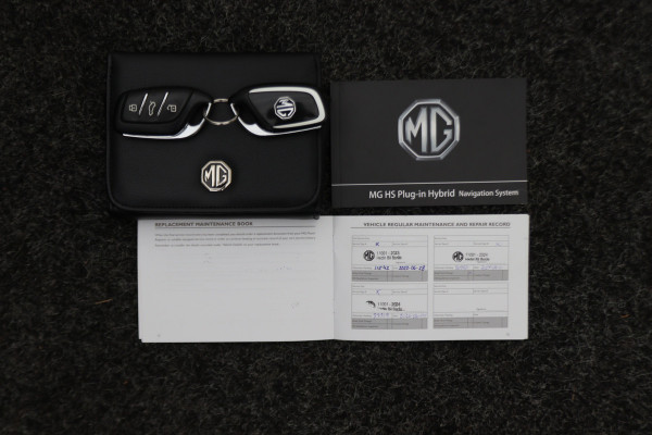 MG EHS 1.5 TGDI Luxury Leer, 360° Camera, ACC, Panoramadak, Apple Carplay, PDC, DAB, LED, 18''