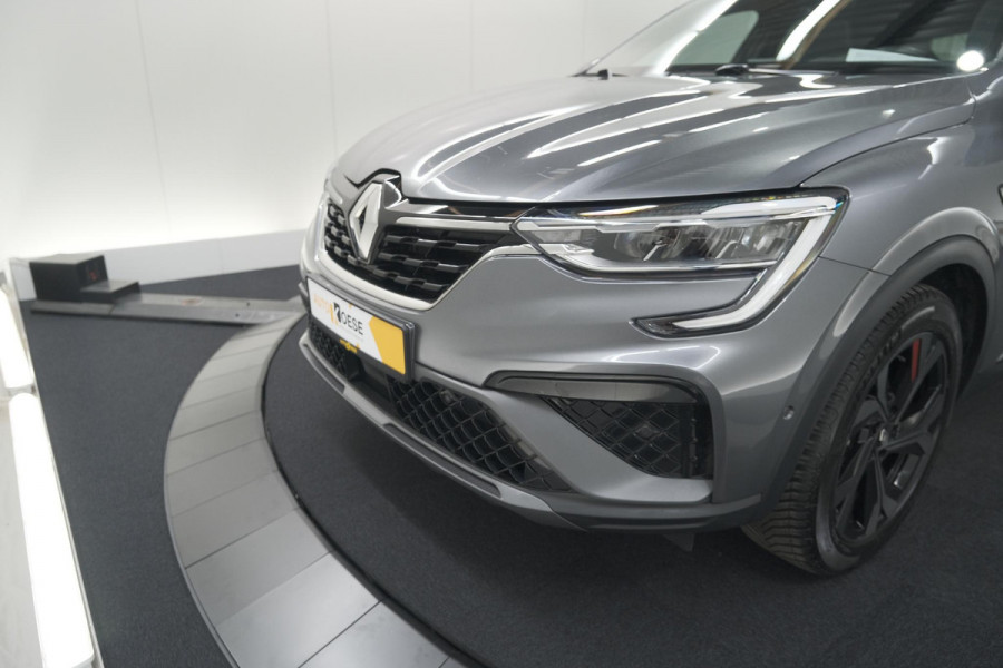 Renault Arkana 1.6 E-Tech Hybrid 145 R.S. Line | Trekhaak | Panoramadak | Adaptieve Cruise Control | Dodehoekdetectie
