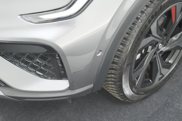 Renault Arkana 1.6 E-Tech Hybrid 145 R.S. Line | Trekhaak | Panoramadak | Adaptieve Cruise Control | Dodehoekdetectie