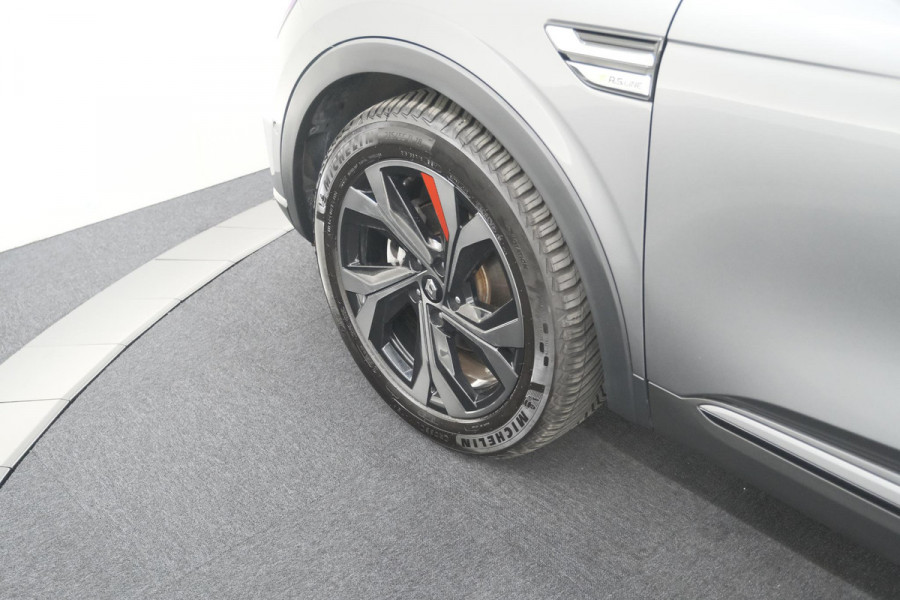 Renault Arkana 1.6 E-Tech Hybrid 145 R.S. Line | Trekhaak | Panoramadak | Adaptieve Cruise Control | Dodehoekdetectie