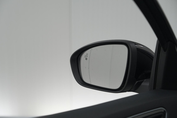 Renault Arkana 1.6 E-Tech Hybrid 145 R.S. Line | Trekhaak | Panoramadak | Adaptieve Cruise Control | Dodehoekdetectie