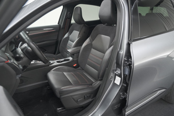 Renault Arkana 1.6 E-Tech Hybrid 145 R.S. Line | Trekhaak | Panoramadak | Adaptieve Cruise Control | Dodehoekdetectie