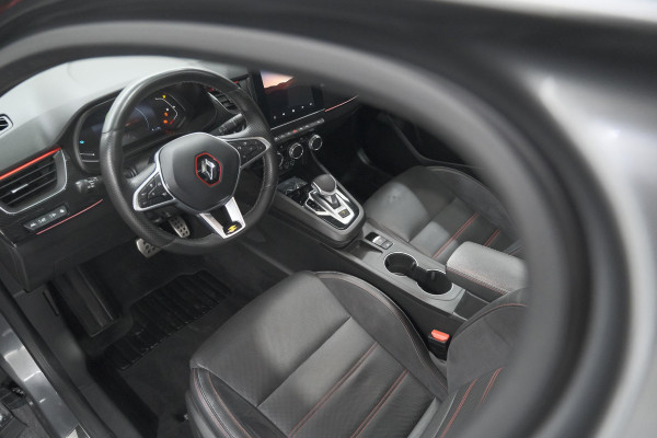 Renault Arkana 1.6 E-Tech Hybrid 145 R.S. Line | Trekhaak | Panoramadak | Adaptieve Cruise Control | Dodehoekdetectie