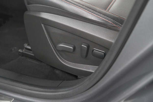 Renault Arkana 1.6 E-Tech Hybrid 145 R.S. Line | Trekhaak | Panoramadak | Adaptieve Cruise Control | Dodehoekdetectie