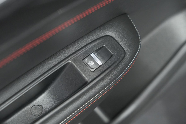 Renault Arkana 1.6 E-Tech Hybrid 145 R.S. Line | Trekhaak | Panoramadak | Adaptieve Cruise Control | Dodehoekdetectie