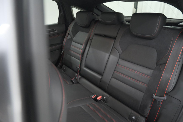 Renault Arkana 1.6 E-Tech Hybrid 145 R.S. Line | Trekhaak | Panoramadak | Adaptieve Cruise Control | Dodehoekdetectie