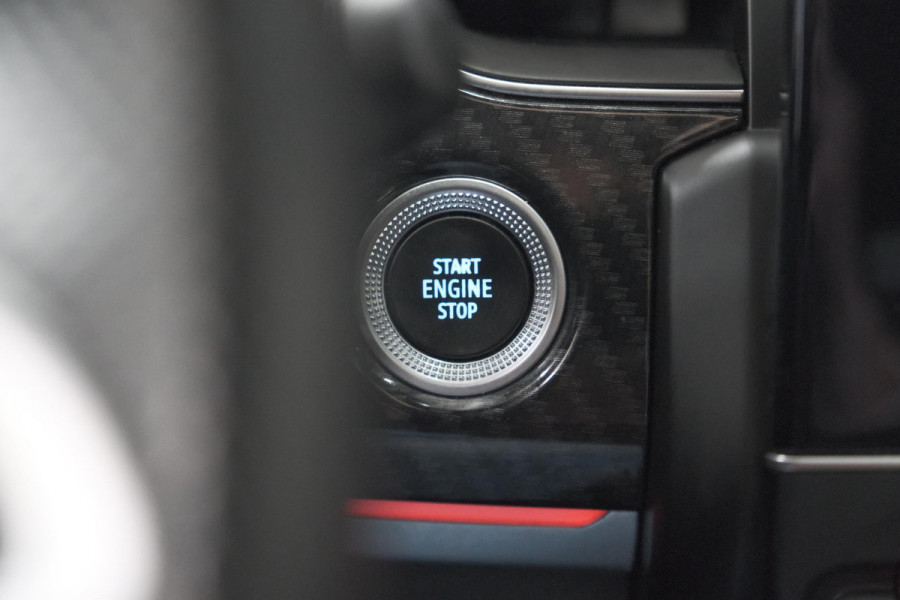 Renault Arkana 1.6 E-Tech Hybrid 145 R.S. Line | Trekhaak | Panoramadak | Adaptieve Cruise Control | Dodehoekdetectie