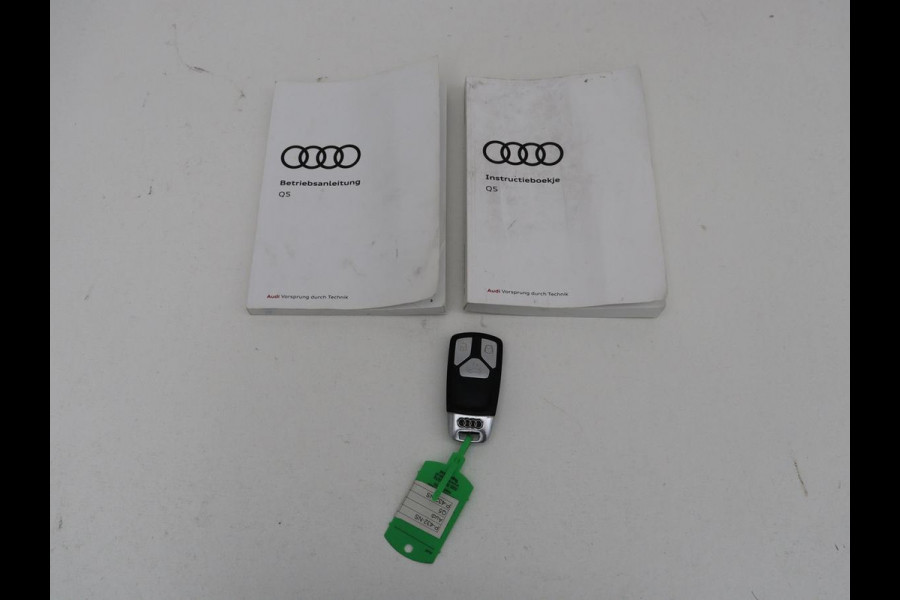 Audi Q5 Sportback 55 TFSIe S edition | Panoramadak | Bang & Olufsen | Stoelverwarming | Adaptive cruise | Luchtvering | Matrix LED | 21'' | Carplay | Half leder | Navigatie | Camera | S Line | PHEV | Plug In