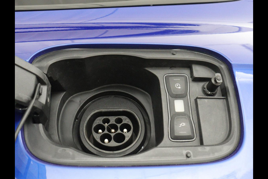 Audi Q5 Sportback 55 TFSIe S edition | Panoramadak | Bang & Olufsen | Stoelverwarming | Adaptive cruise | Luchtvering | Matrix LED | 21'' | Carplay | Half leder | Navigatie | Camera | S Line | PHEV | Plug In