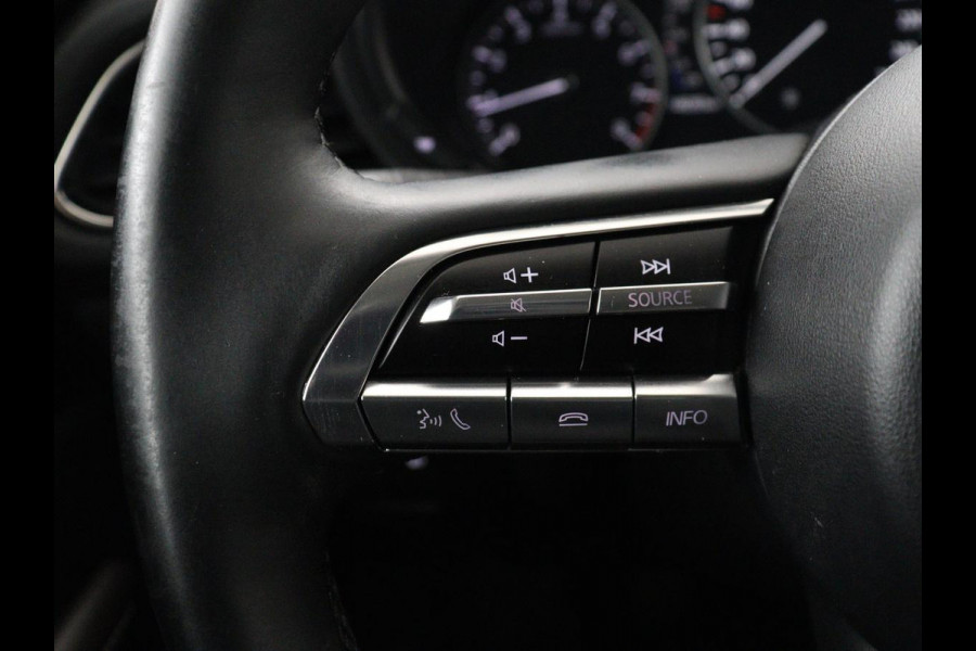 Mazda CX-30 2.0 e-SkyActiv-X M Hybrid Luxury | Stoelverwarming | Head-Up | Leder | Bose Surround | Camera | Carplay | Keyless | Navigatie | Full LED | Stuurverwarming | Climate control
