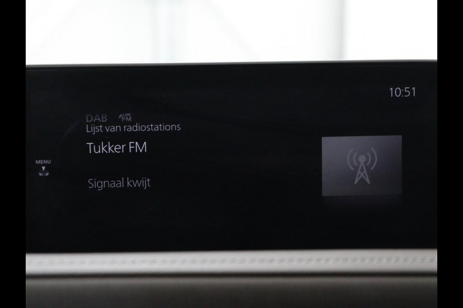 Mazda CX-30 2.0 e-SkyActiv-X M Hybrid Luxury | Stoelverwarming | Head-Up | Leder | Bose Surround | Camera | Carplay | Keyless | Navigatie | Full LED | Stuurverwarming | Climate control