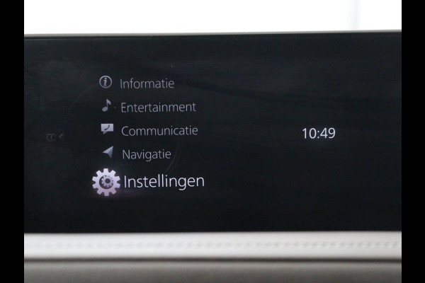 Mazda CX-30 2.0 e-SkyActiv-X M Hybrid Luxury | Stoelverwarming | Head-Up | Leder | Bose Surround | Camera | Carplay | Keyless | Navigatie | Full LED | Stuurverwarming | Climate control