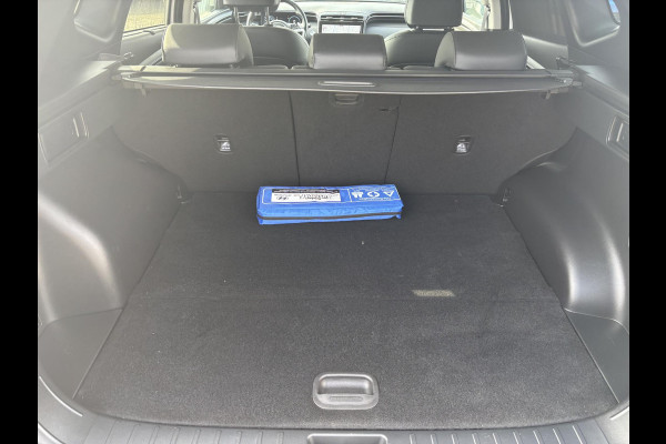 Hyundai Tucson 1.6 T-GDI PHEV Premium Sky 4WD | Bellen voor bezichtiging  | SCI |  Panoramadak | Dealer onderhouden | Leder | Achteruitrijcamera