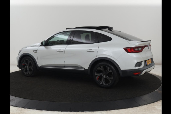 Renault Arkana 1.6 E-Tech Hybrid 145 R.S. Line | Panoramadak | Leder/Alcantara | Trekhaak | Stoelverwarming | Adaptive cruise | Camera | Carplay | Keyless | Park Assist | Full LED | Navigatie | Stuurverwarming