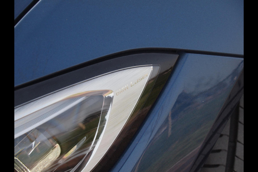 BMW 3 Serie 318i High Executive | Laser Led | Schuifdak | Camera | Sfeerverlichting | Sport stoelen leer | Zwarte Hemel |