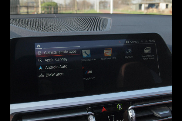 BMW 3 Serie 318i High Executive | Laser Led | Schuifdak | Camera | Sfeerverlichting | Sport stoelen leer | Zwarte Hemel |