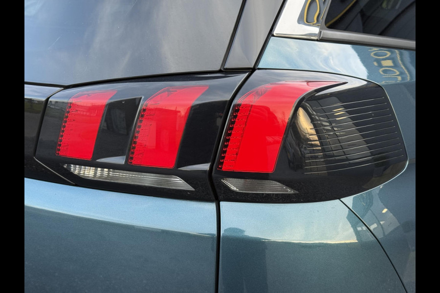 Peugeot 5008 1.2 PureTech Allure 1e Eigenaar,7 Persoons,Afn.Trekhaak,360° Camera,Pano,Apple Carplay/Android Auto,Navi,Clima,Cruise,Halfleder,N.A.P,Dealer Onderhouden,Pdc V+A,Lm velgen,N.A.P,Apk tot 03-2027