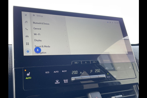 Subaru SOLTERRA 71 kWh 3-fase | Apple Carplay & Android auto