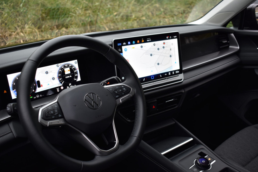 Volkswagen Tayron 1.5 eTSI 150PK DSG LIFE 7-PERSOONS/TREKHAAK/360CAMERA FABRIEKS GARANTIE