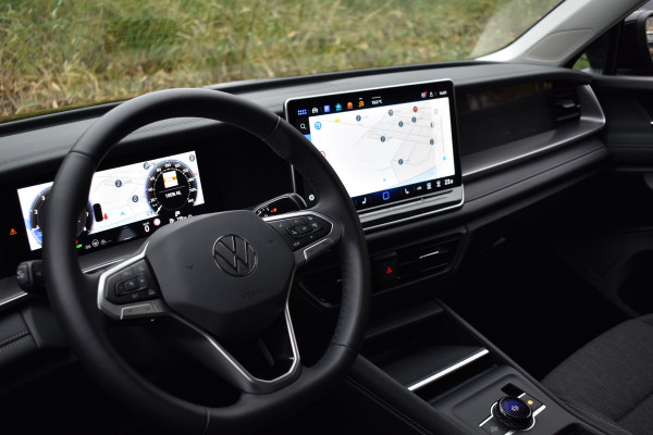 Volkswagen Tayron 1.5 eTSI 150PK DSG LIFE 7-PERSOONS/TREKHAAK/360CAMERA FABRIEKS GARANTIE