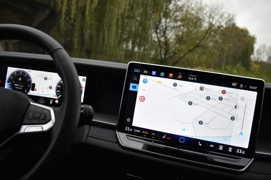 Volkswagen Tayron 1.5 eTSI 150PK DSG LIFE 7-PERSOONS/TREKHAAK/360CAMERA FABRIEKS GARANTIE