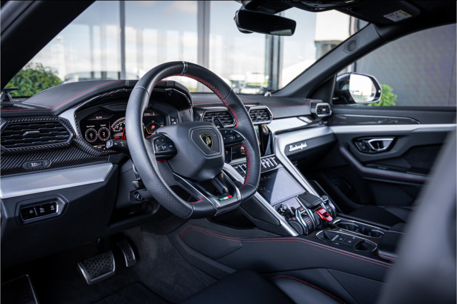 Lamborghini Urus 4.0 V8 - Panorama | Original Matte | 23'inch | B&O