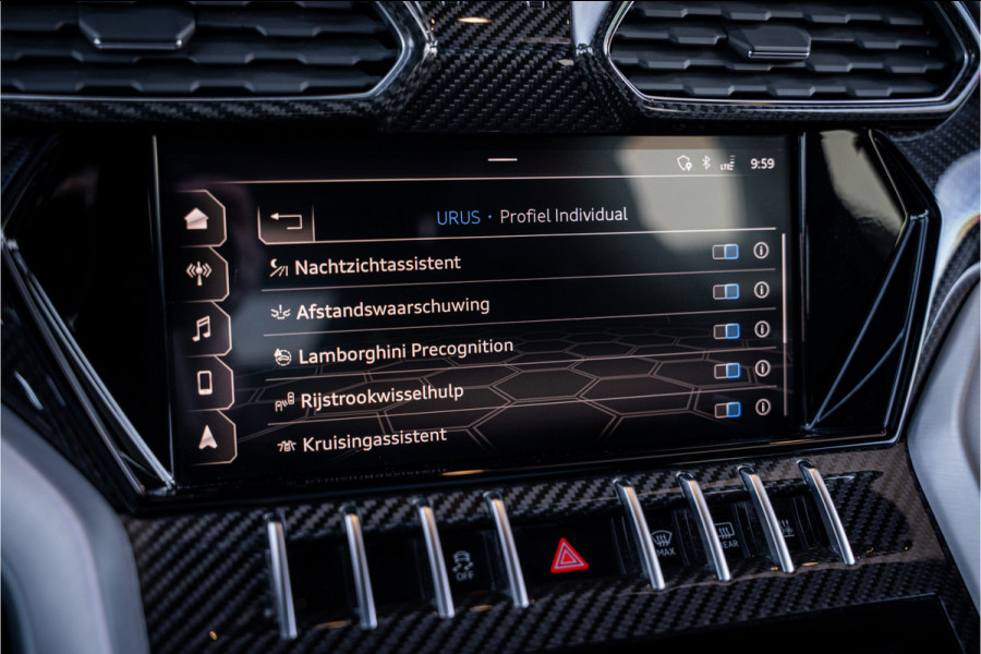 Lamborghini Urus 4.0 V8 - Panorama | Original Matte | 23'inch | B&O