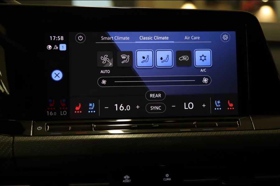 Volkswagen Golf 2.0 TSI R 4Motion PERFORMANCE /AKRA/PANO/HUD/IQ-LIGHT/H-K/BOMVOL