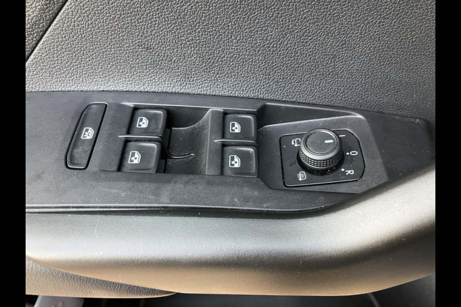 Volkswagen T-Cross 1.0 TSI Life | Trekhaak | Camera | NAP