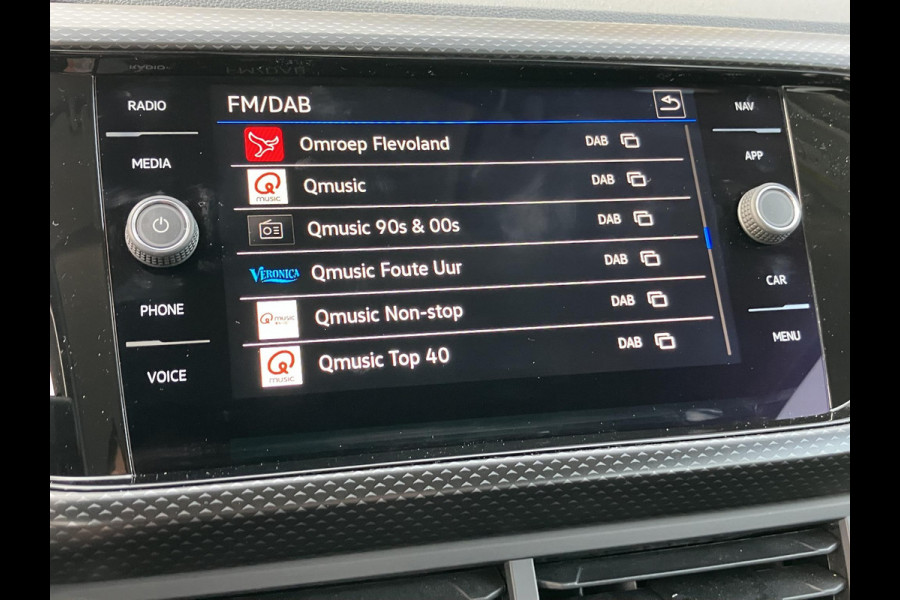 Volkswagen T-Cross 1.0 TSI Life | Trekhaak | Camera | NAP