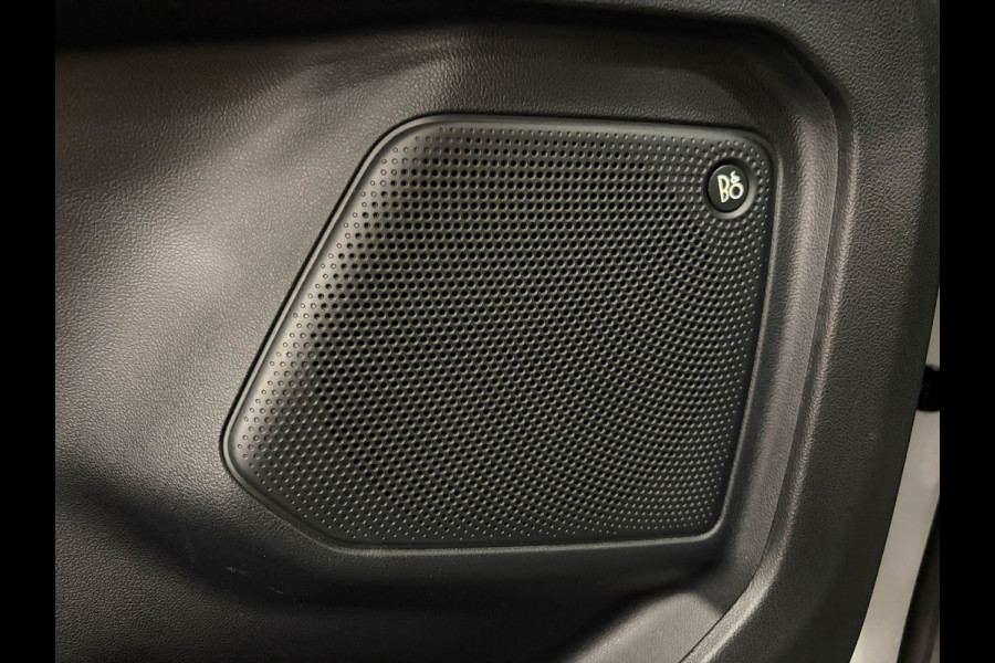 Ford Kuga 1.5 EcoBoost 150PK Titanium X*Stoelverwarming*Camera*Led*PDC*Navi*