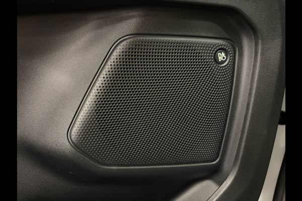 Ford Kuga 1.5 EcoBoost 150PK Titanium X*Stoelverwarming*Camera*Led*PDC*Navi*