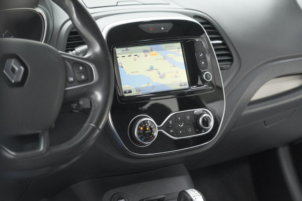 Renault Captur TCe 150 EDC Intens | Trekhaak | Navigatie | Parkeersensoren
