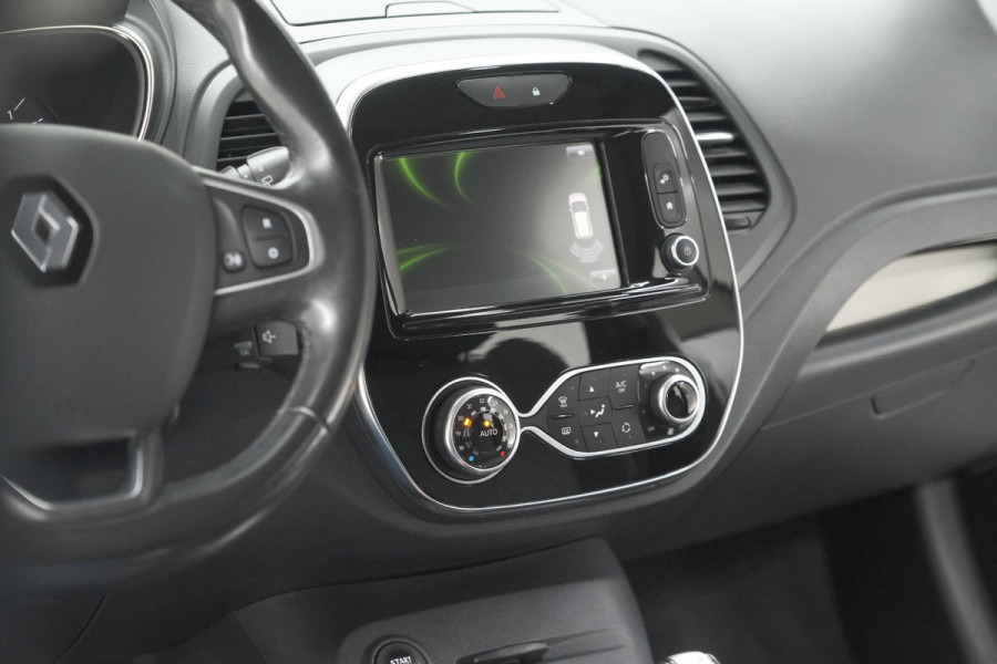 Renault Captur TCe 150 EDC Intens | Trekhaak | Navigatie | Parkeersensoren