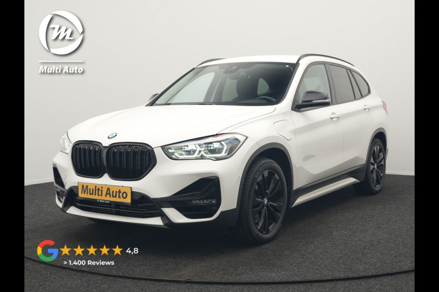 BMW X1 xDrive25e Sportline Plug In Hybrid 221pk Dealer O.H. PHEV | Trekhaak Afn. | Camera | Sportstoelen Memory & Verwarmd | Keyless | Sfeerverlichting | Adaptive LED | Cruise Control | Navigatie | DAB |