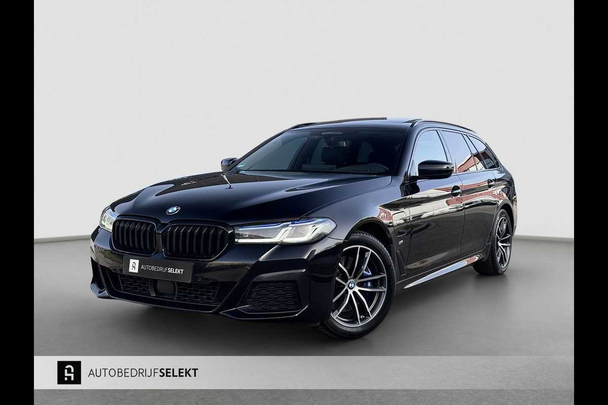 BMW 5 Serie Touring 530e xDrive | M-Sport | Pano | Trekhaak | Laser | Harman Kardon | Memory | Driving Ass. Pro | HUD | Keyless
